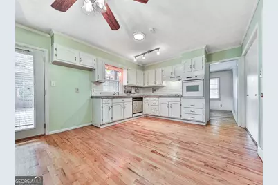 1043 Oakdale Drive SE, Smyrna, GA 30080 - Photo 3