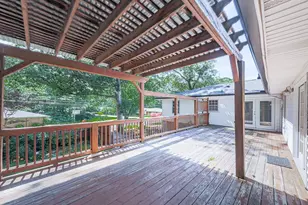 1043 Oakdale Dr SE, Smyrna, GA 30080 - Photo 23