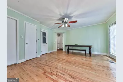1043 Oakdale Drive SE, Smyrna, GA 30080 - Photo 9