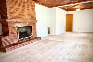 1619 Woodrow Ave, Dublin, GA 31021 - Photo 11