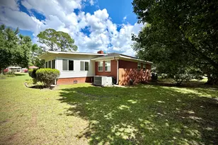 1619 Woodrow Ave, Dublin, GA 31021 - Photo 9