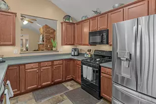 111 Cottage Club Dr, Locust Grove, GA 30248 - Photo 11