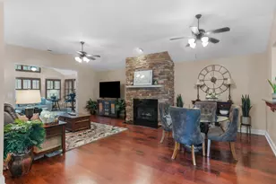 111 Cottage Club Dr, Locust Grove, GA 30248 - Photo 7