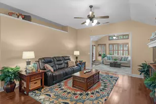 111 Cottage Club Dr, Locust Grove, GA 30248 - Photo 13