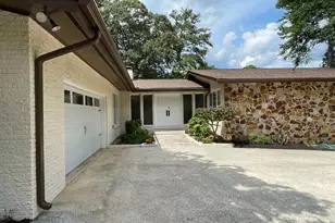 512 Golfview Dr, Peachtree City, GA 30269 - Photo 5