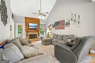 130 Chesterfield Dr, Newnan, GA 30265 - Photo 5