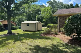 125 Rosewood Dr SE, Milledgeville, GA 31061 - Photo 3