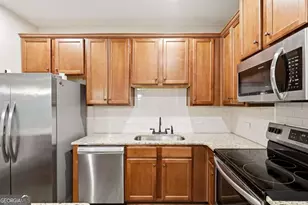 213 Camellia Ct, Jackson, GA 30233 - Photo 7