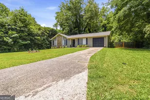 8227 Englewood Trail, Riverdale, GA 30274 - Photo 5