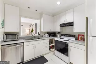 765 Houston Mill Rd NE, Atlanta, GA 30329 - Photo 17
