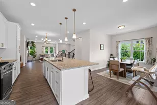 743 Brecklin Ln, Woodstock, GA 30188 - Photo 9