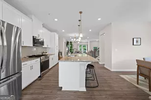 743 Brecklin Ln, Woodstock, GA 30188 - Photo 5