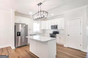 203 Cherokee Rose Cir, Dublin, GA 31021 - Photo 21