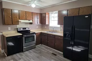 206 Old Lake Rd, Guyton, GA 31312 - Photo 7