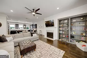 909 Dumaine Trce, Sandy Springs, GA 30328 - Photo 9