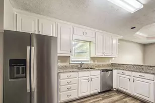 768 Wilkes Dr, Loganville, GA 30052 - Photo 7