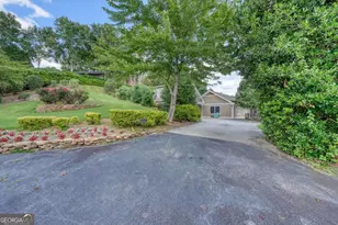 228 Country Club Dr, Clayton, GA 30525 - Photo 5