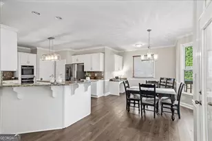 12700 Oxfordshire Ct, Johns Creek, GA 30005 - Photo 15