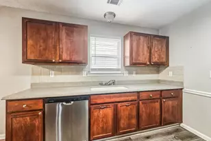 4723 Beau Point Ct, Snellville, GA 30039 - Photo 7
