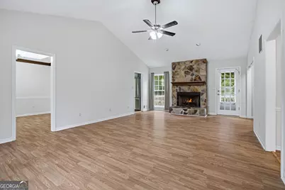 93 Daniel Court, McDonough, GA 30253 - Photo 5