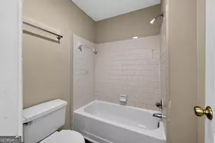 575 Oak Springs Dr NW, Lawrenceville, GA 30043 - Photo 17