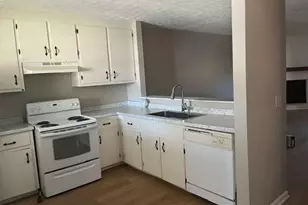 1290 Knoll Ct NW, Conyers, GA 30012 - Photo 1