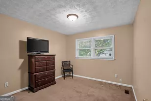 2336 Carnes Rd, Jonesboro, GA 30236 - Photo 11