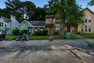 867 Heritage Oaks Dr, Stone Mountain, GA 30088 - Photo 1