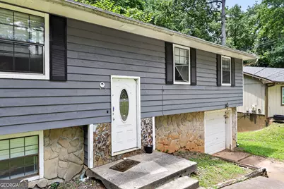 6108 Cherokee Valley Way, Lithonia, GA 30058 - Photo 13