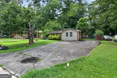 3013 Orbit Circle, Ellenwood, GA 30294 - Photo 3
