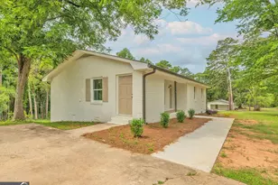 329 Church St, Pendergrass, GA 30567 - Photo 5