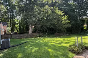 4101 Springlake Cir, Buford, GA 30519 - Photo 31