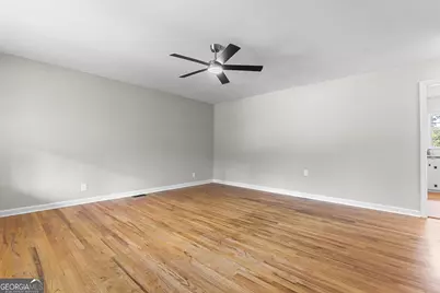 102 Hillridge Drive, Warner Robins, GA 31088 - Photo 5