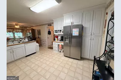 4090 Forest View Drive SE, Conyers, GA 30094 - Photo 11