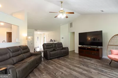 1319 Idlewood Court, McDonough, GA 30252 - Photo 9