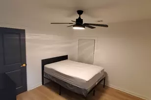 1081 Fair St SW, Atlanta, GA 30314 - Photo 11