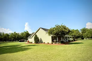 2402 Zoar Rd, Baxley, GA 31513 - Photo 23