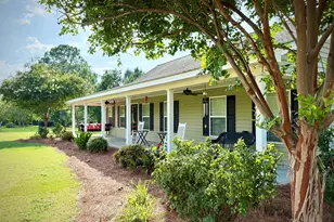 2402 Zoar Rd, Baxley, GA 31513 - Photo 1