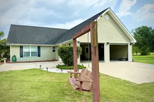 2402 Zoar Rd, Baxley, GA 31513 - Photo 19