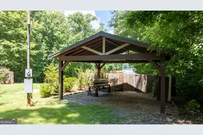 136 Old Plantation Trail NW, Milledgeville, GA 31061 - Photo 17