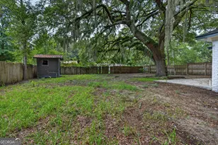 822 Lakeview Ct, Hinesville, GA 31313 - Photo 33