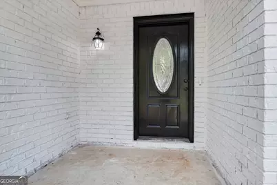 822 Lakeview Court, Hinesville, GA 31313 - Photo 5