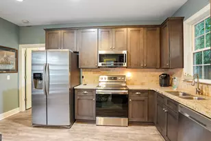 419 Palmetto St, Saint Simons, GA 31522 - Photo 11