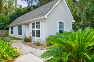 419 Palmetto St, Saint Simons, GA 31522 - Photo 1