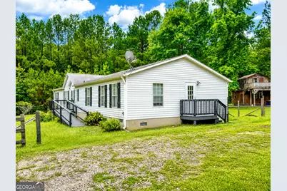 141 Gamecock Way, Barnesville, GA 30204 - Photo 3