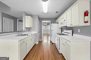 320 Treyford Ct, Alpharetta, GA 30005 - Photo 7