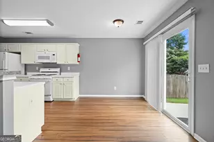 320 Treyford Ct, Alpharetta, GA 30005 - Photo 9