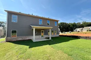 1027 Lakeview Oaks Ct, Grayson, GA 30017 - Photo 3