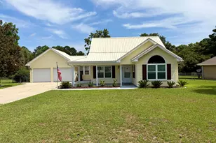 2121 Alexis Dr, Claxton, GA 30417 - Photo 1