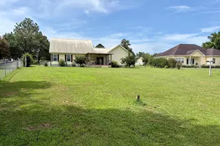 2121 Alexis Dr, Claxton, GA 30417 - Photo 9